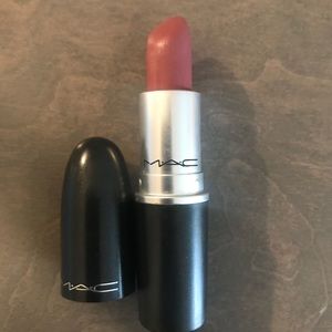 Mac Amplified lipstick in FastPlay